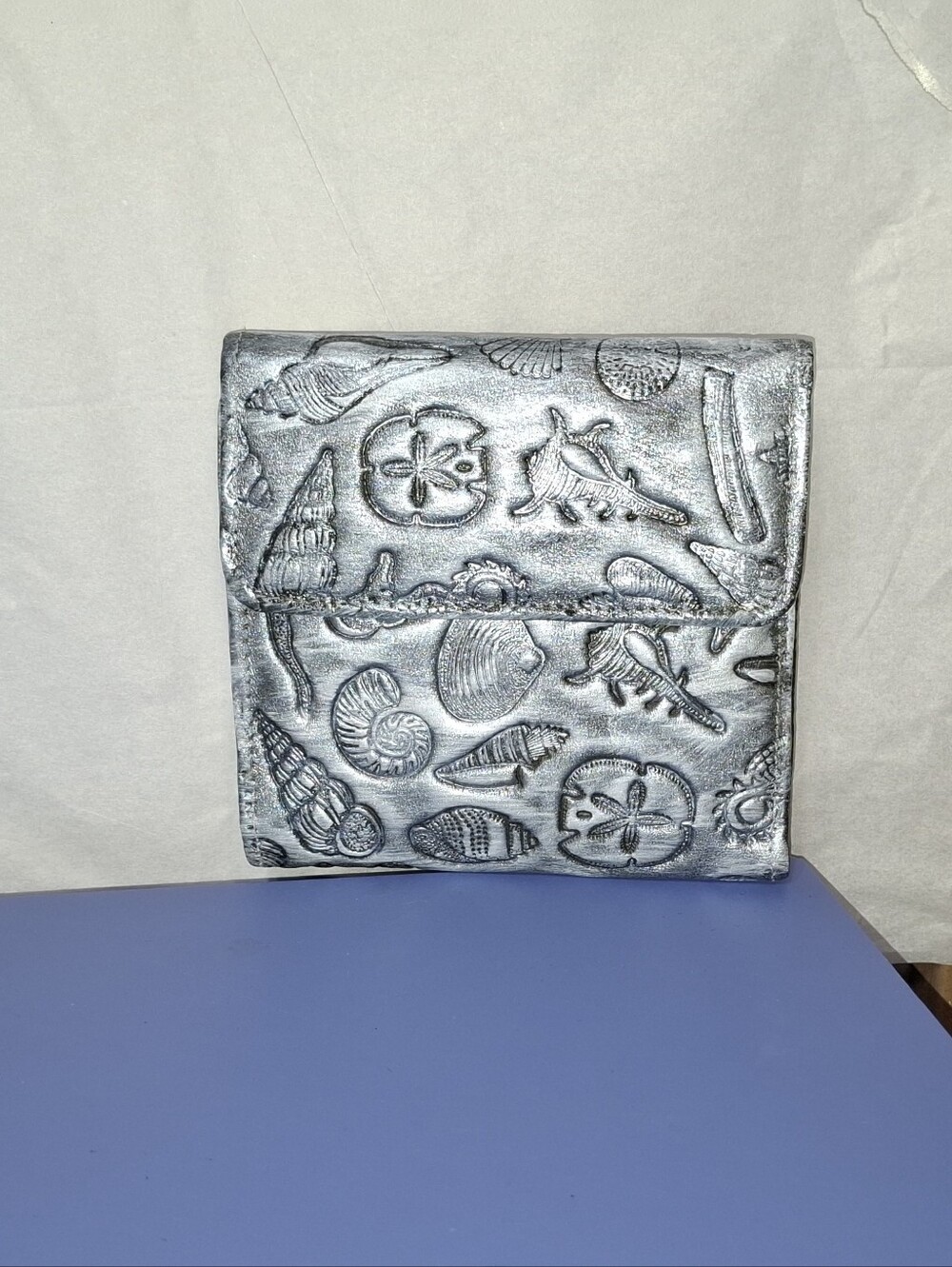 One Of A Kind Leather Embossed Wallet W Seashell & Sand Dollar Design- NEW